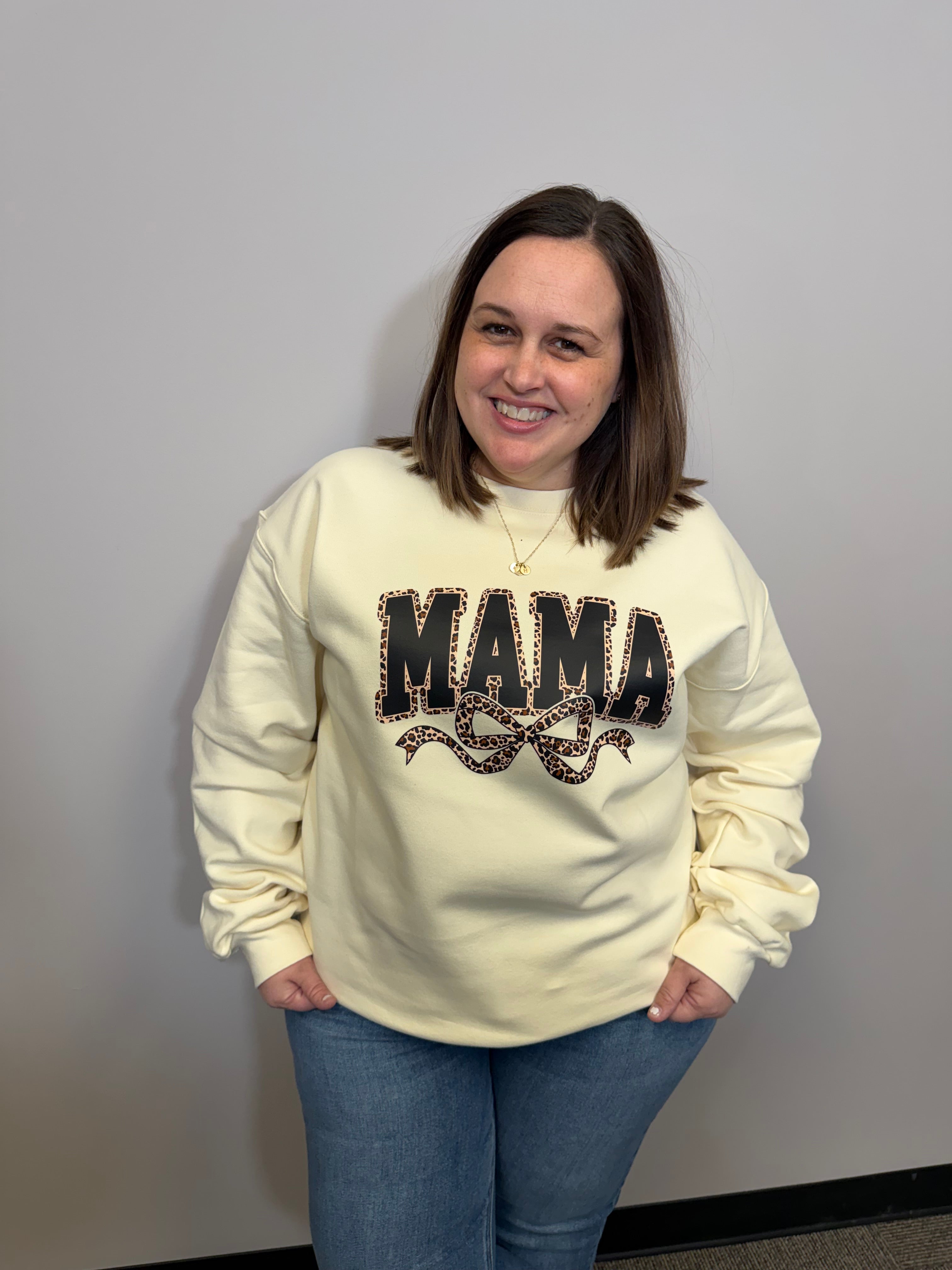 Mama Crewneck-Graphic Tees-Tres Birdos Graphic Tees-Three Birdies Boutique, Women's Fashion Boutique Located in Kearney, MO