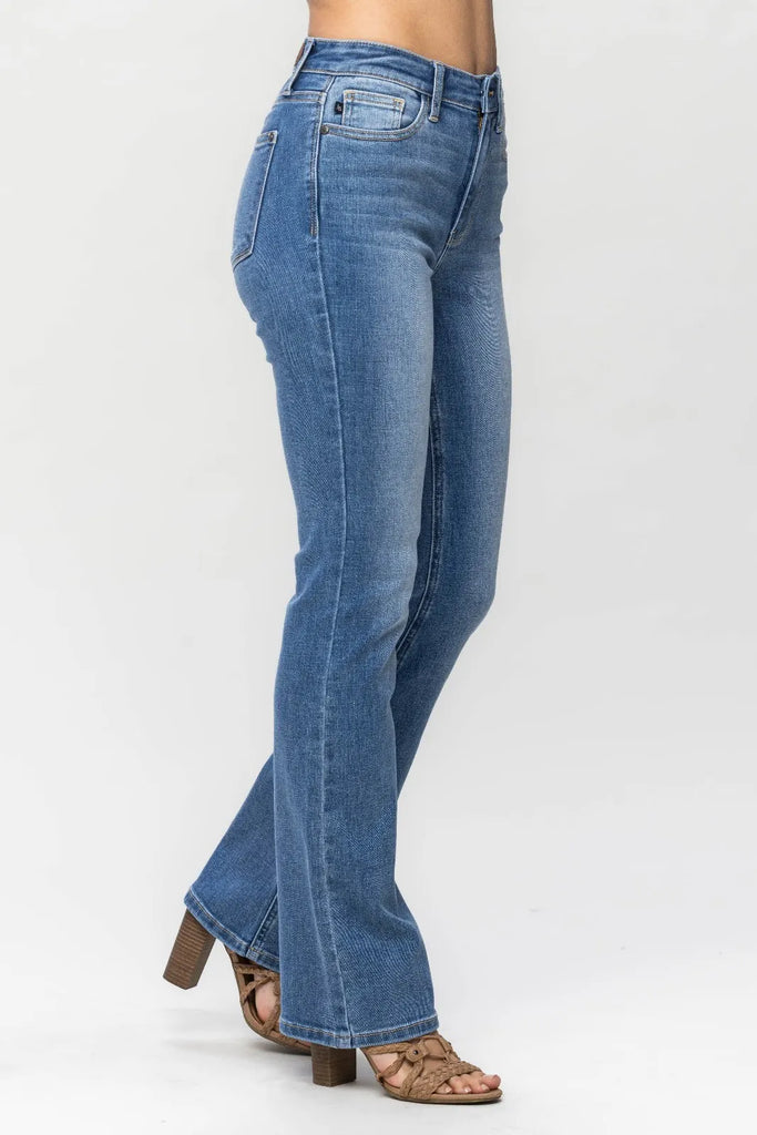 Judy Blue Classic Contrast Wash Bootcut-Denim-Judy Blue-Three Birdies Boutique, Women's Fashion Boutique Located in Kearney, MO