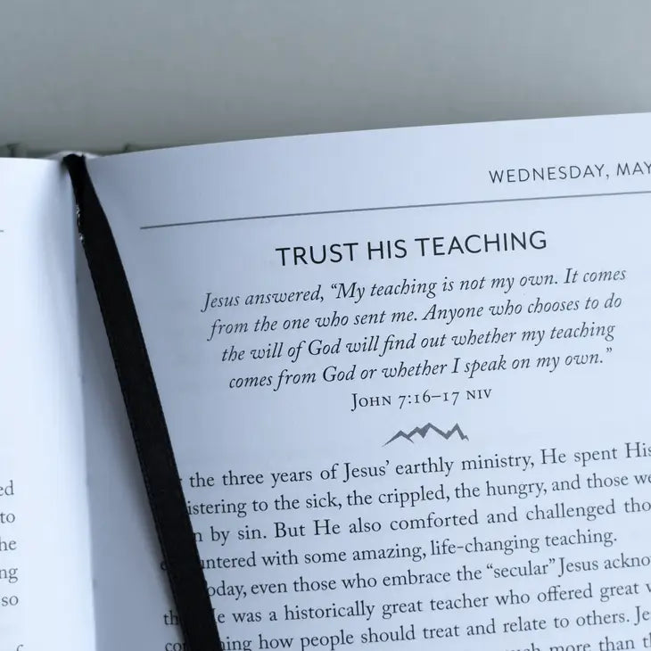 Daily Wisdom For Men: 2024 Devotional Collection-Book-Barbour Publishing, Inc.-Three Birdies Boutique, Women's Fashion Boutique Located in Kearney, MO
