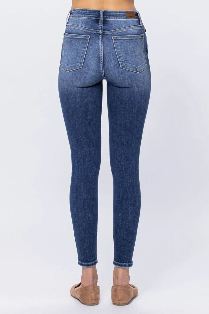 Judy Blue Button Fly Skinny-Denim-Judy Blue-Three Birdies Boutique, Women's Fashion Boutique Located in Kearney, MO