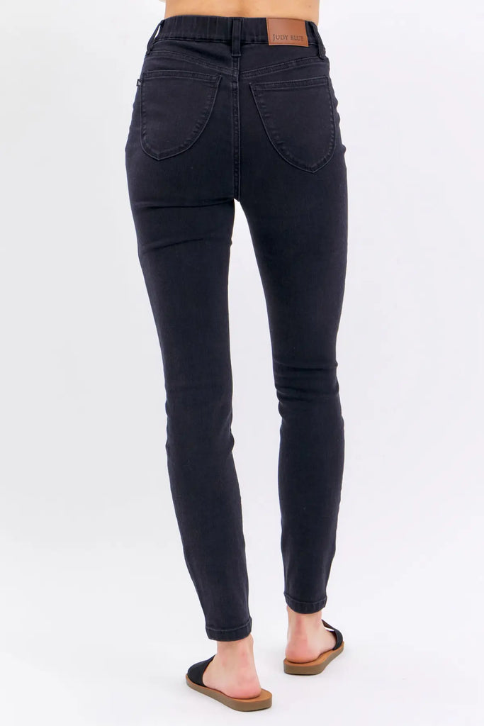 Judy Blue HW Black Pull-On Shield Pocket Skinny-Denim-Judy Blue-Three Birdies Boutique, Women's Fashion Boutique Located in Kearney, MO