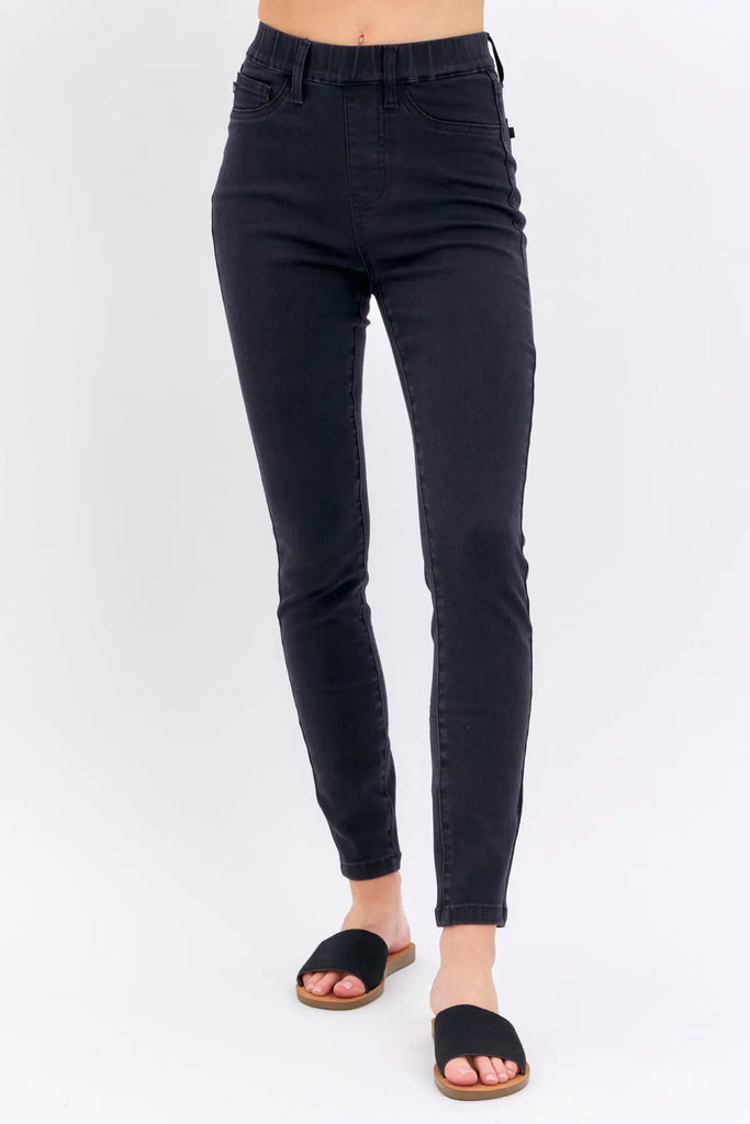 Judy Blue HW Black Pull-On Shield Pocket Skinny-Denim-Judy Blue-Three Birdies Boutique, Women's Fashion Boutique Located in Kearney, MO