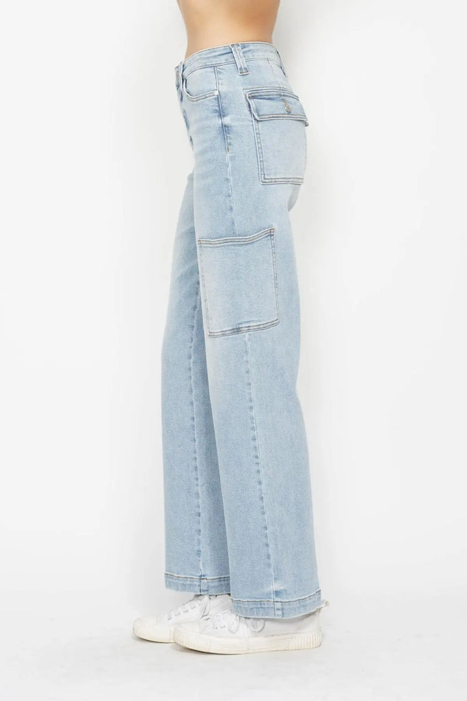 Judy Blue HW Cargo Wide Leg Jeans in Light Wash-Denim-Judy Blue-Three Birdies Boutique, Women's Fashion Boutique Located in Kearney, MO