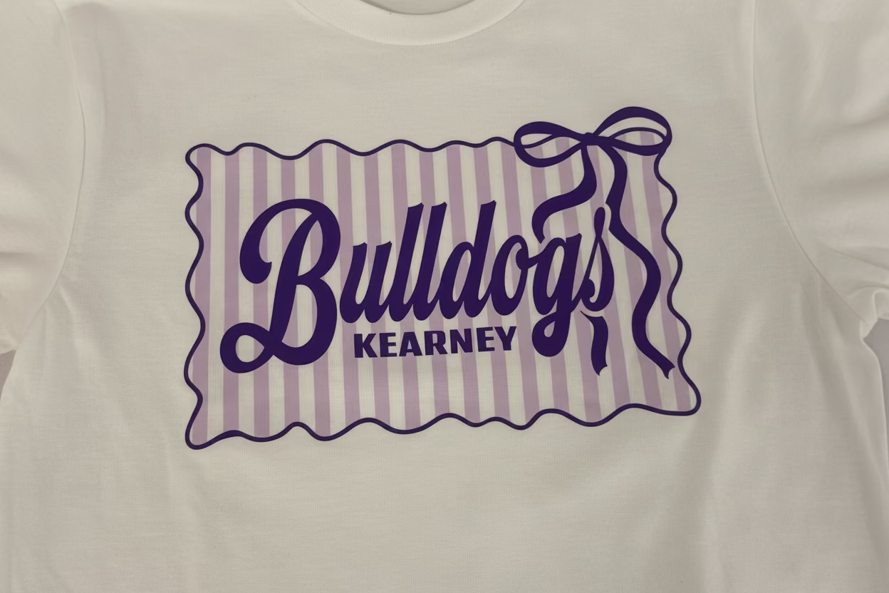Stripes Bulldogs Graphic Tee { product_type }}