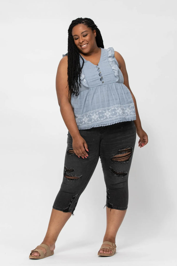 Judy Blue Black Distressed Skinny Capri-Denim-Judy Blue-Three Birdies Boutique, Women's Fashion Boutique Located in Kearney, MO