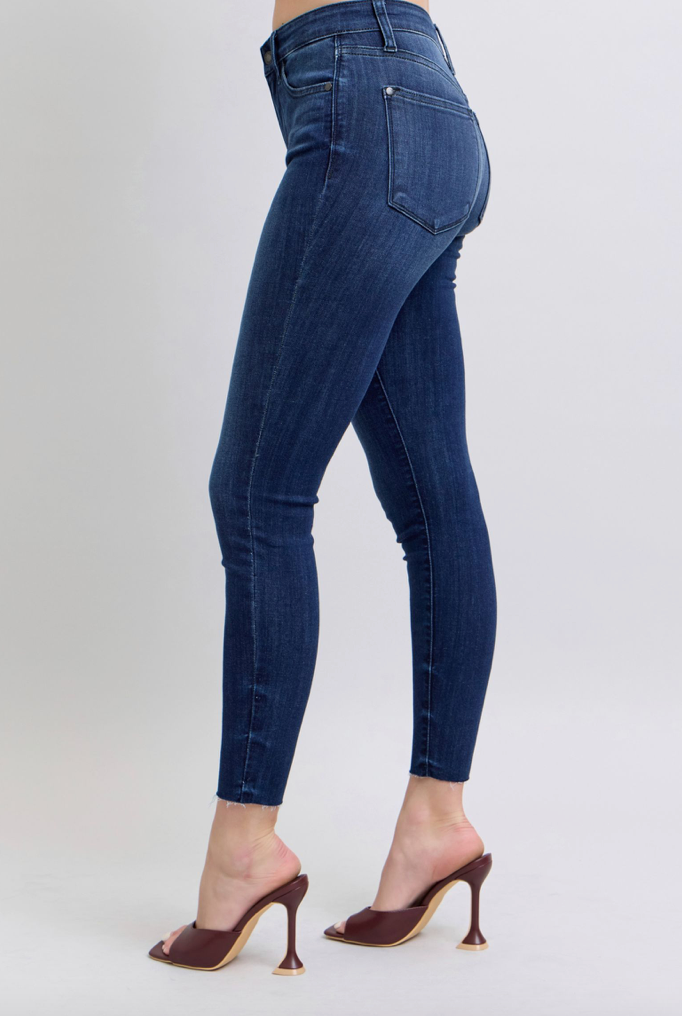 Judy Blue Dark Wash Skinny Jeans