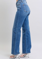 Judy Blue HW V-Front Vintage Straight { product_type }}