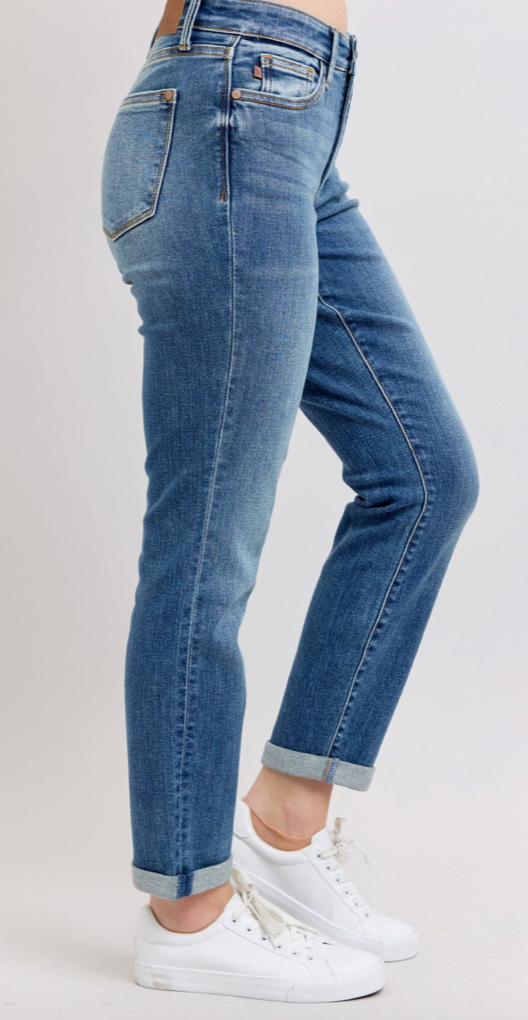 Judy Blue Vintage Wash Boyfriend Cuffed { product_type }}