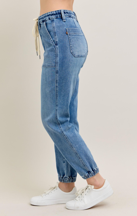 Judy Blue HW Denim Jogger-Denim-Judy Blue-Three Birdies Boutique, Women's Fashion Boutique Located in Kearney, MO