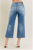 Judy Blue HW Back Pocket Embroidery Crop Destroy { product_type }}