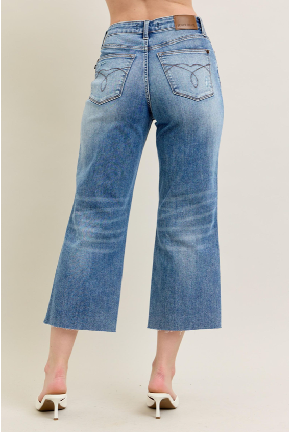 Judy Blue HW Back Pocket Embroidery Crop Destroy-Denim-Judy Blue-Three Birdies Boutique, Women's Fashion Boutique Located in Kearney, MO