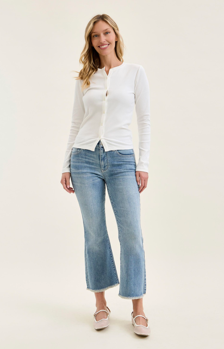 MR Kick Flare w/ Frayed Hem { product_type }}