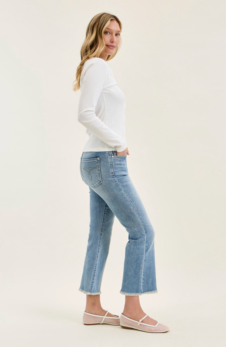 MR Kick Flare w/ Frayed Hem { product_type }}
