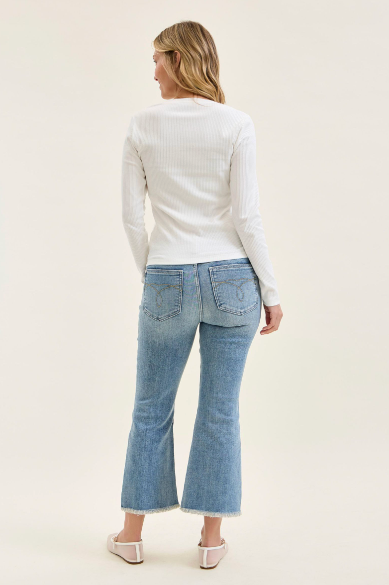 MR Kick Flare w/ Frayed Hem { product_type }}