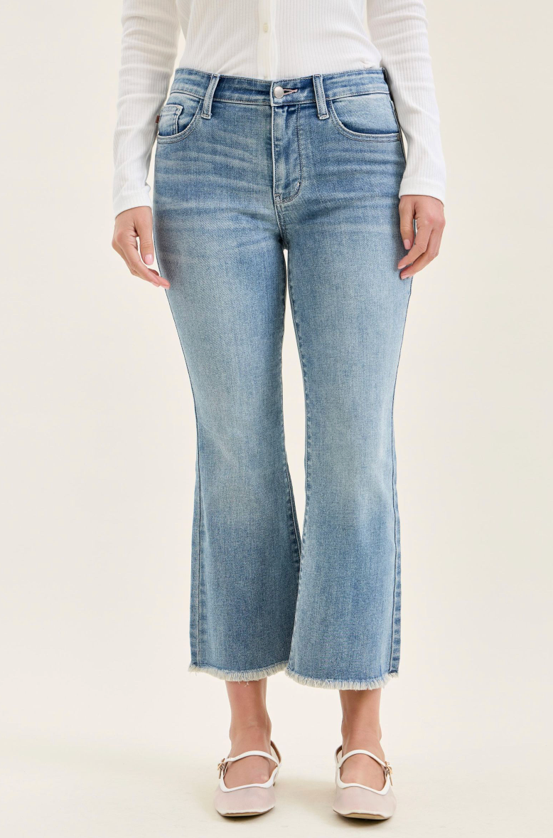 MR Kick Flare w/ Frayed Hem { product_type }}