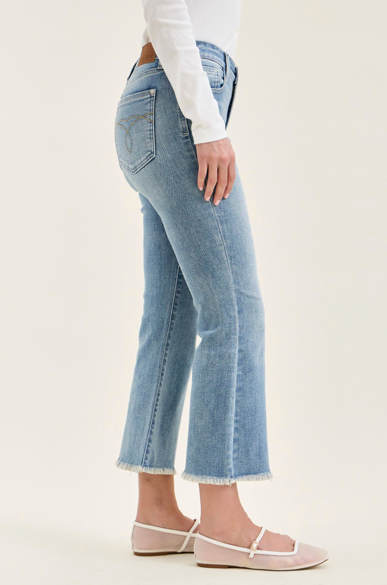 MR Kick Flare w/ Frayed Hem { product_type }}