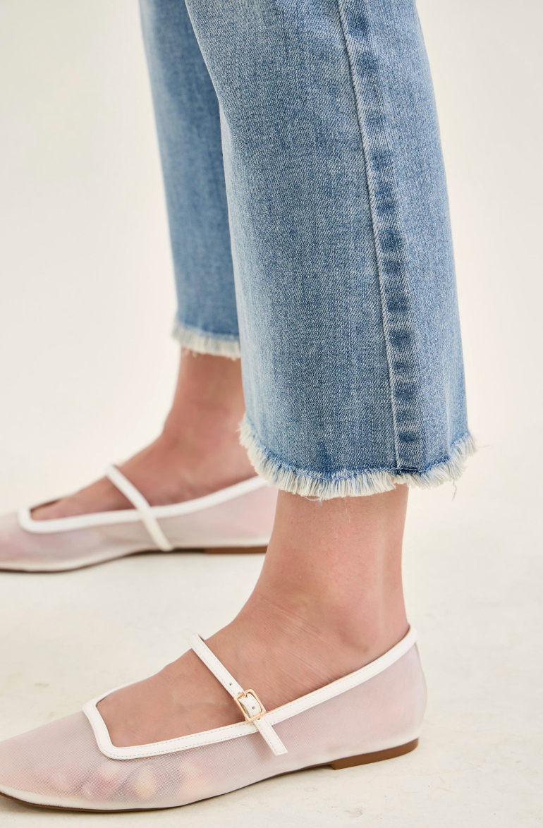 MR Kick Flare w/ Frayed Hem { product_type }}