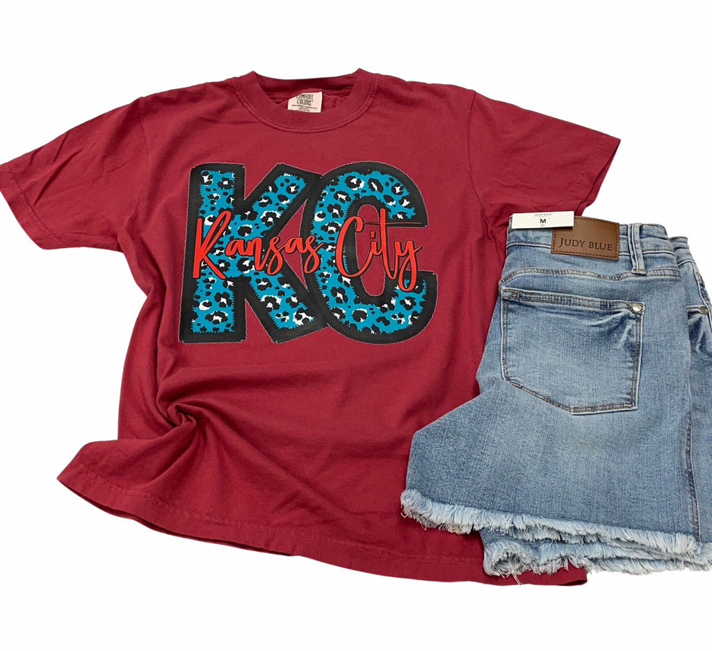 Leopard KC on Red Graphic Tee-Graphic Tees-Tres Birdos Graphic Tees-Three Birdies Boutique, Women's Fashion Boutique Located in Kearney, MO