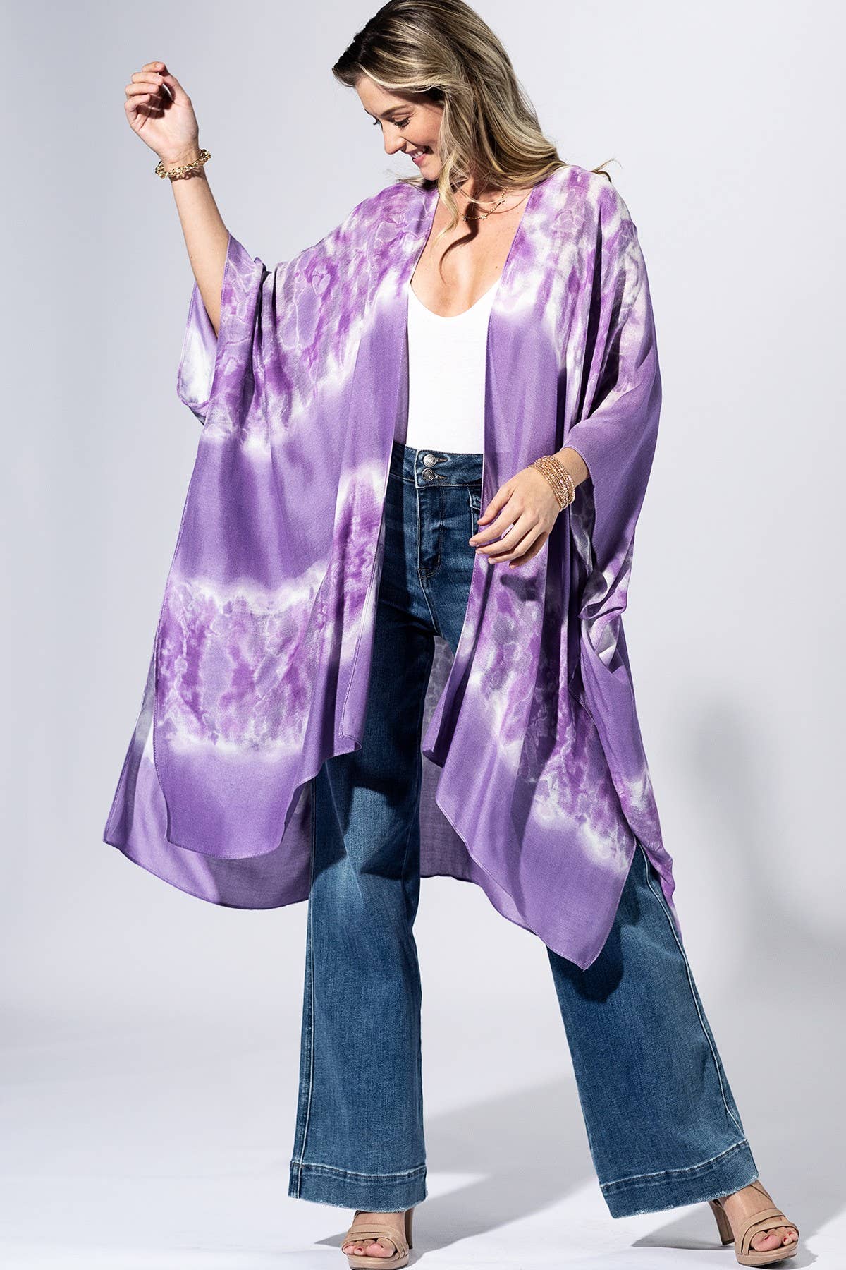 Lavender Tie-Dye Border Kimono { product_type }}