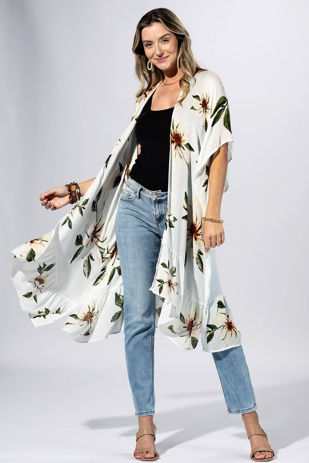 Magnolia Bloom Kimono { product_type }}