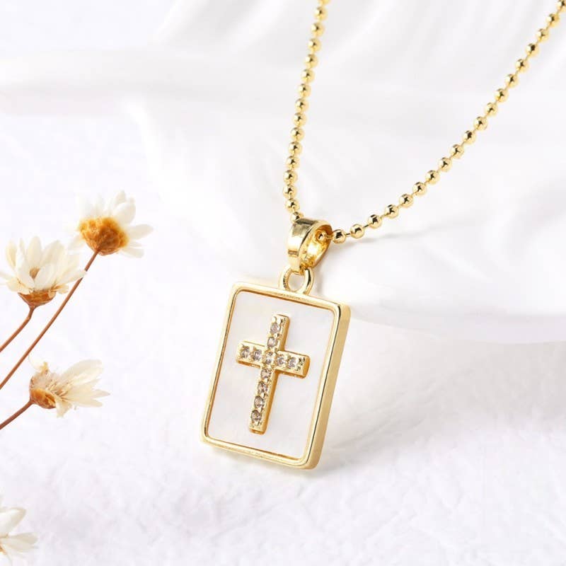 Epoxy Rhinestone Pendant Necklace { product_type }}