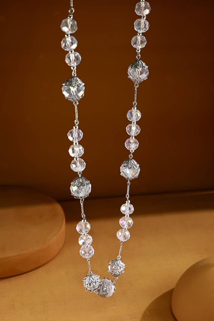 Long Beaded Necklace with Glass Pendant: SILVER(BS)-Urbanista-Three Birdies Boutique, Women's Fashion Boutique Located in Kearney, MO