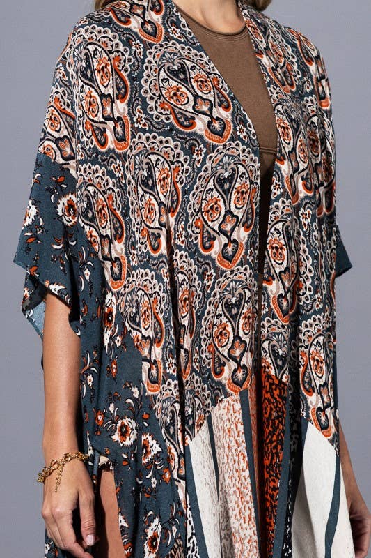 Paisley Kimono: ARTEMIS { product_type }}