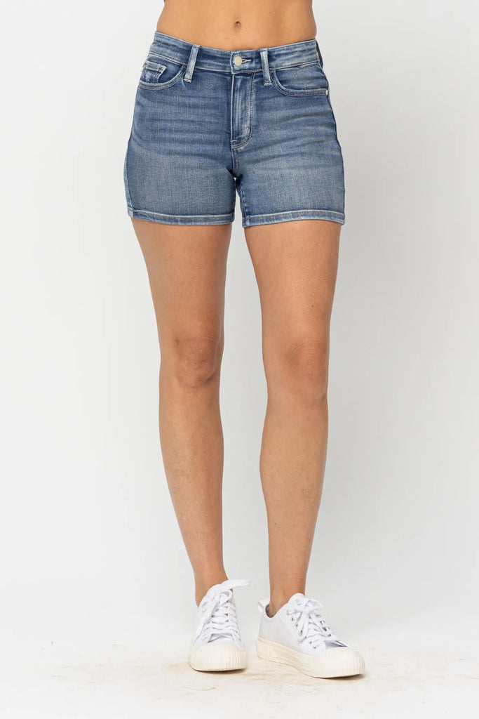 Judy Blue Contrast Wash Shorts-Shorts-Judy Blue-Three Birdies Boutique, Women's Fashion Boutique Located in Kearney, MO