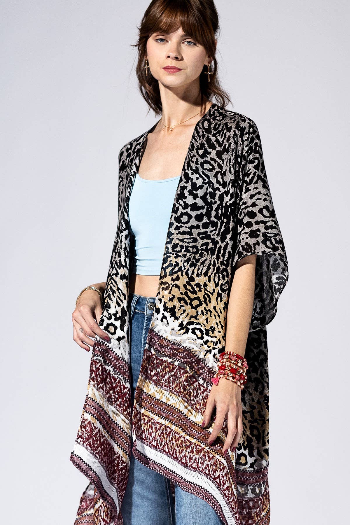 Carbon Leopard Border Kimono { product_type }}