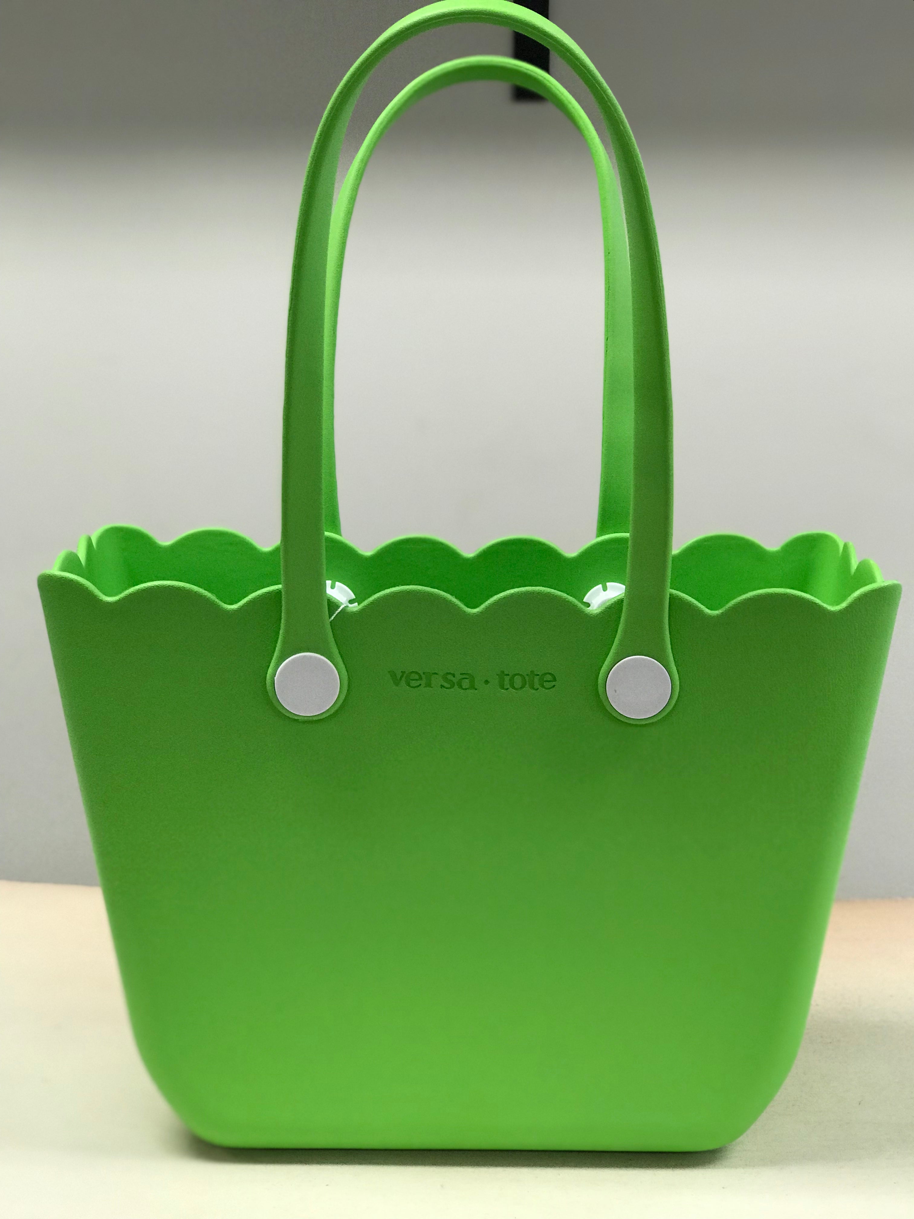 Rose Versa Totes { product_type }}