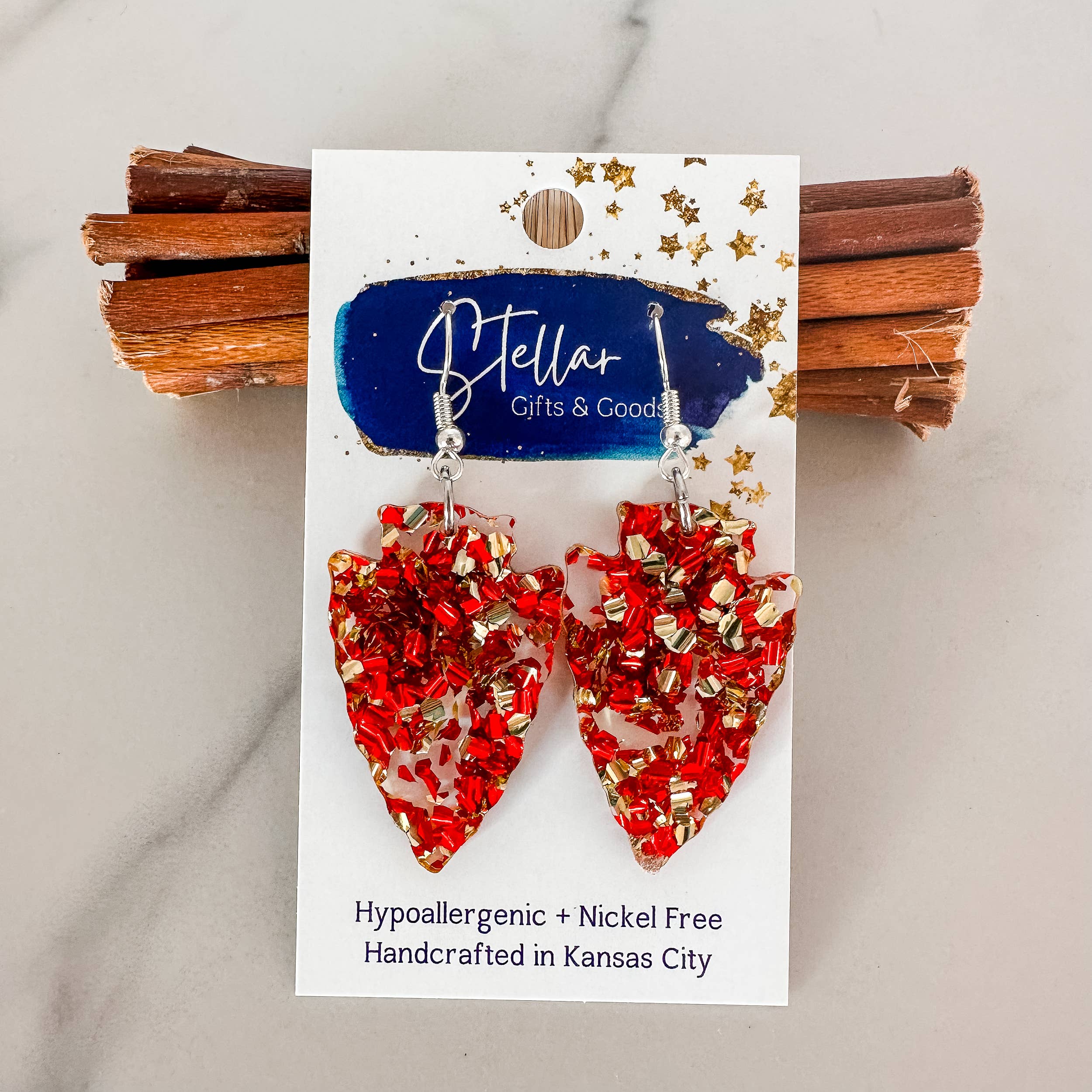 Kansas City Chiefs Medium Chunky Glitter Arrowhead Dangle { product_type }}